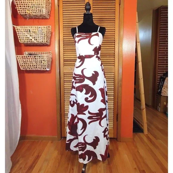 Cassee's Maxi Dress Women Lrg. (L) White Burgundy NWT Cotton Scroll Print BU8440 - Picture 3 of 12